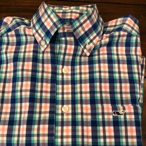 Vineyard Vines Shirts - Vineyard Vines men’s slim fit Tucker Shirt Vineyard Vines Shirts - Vineyard Vines men’s slim fit Tucker Shirt